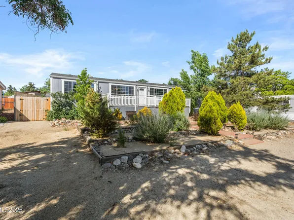 135 Zircon Dr, Reno, NV 89521