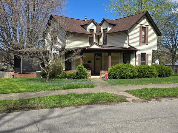 519 E Main St, Oak Hill, OH 45656