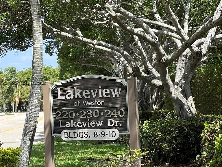 230 Lakeview Dr #307 — Photo 45