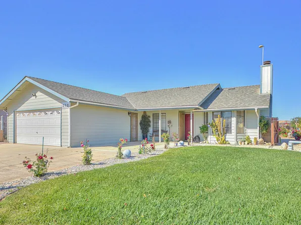 212 Vineyard Dr, Greenfield, CA 93927