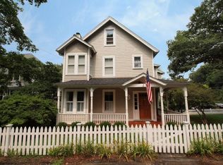 11 Dibble St, Norwalk, CT 06853