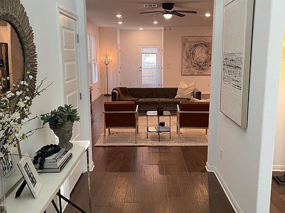 3rd image of 1816 Cantonata Dr