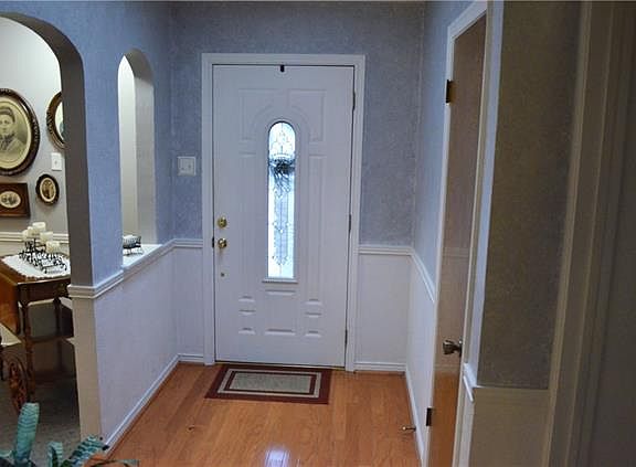 4th image of 211 Willowbrook Dr