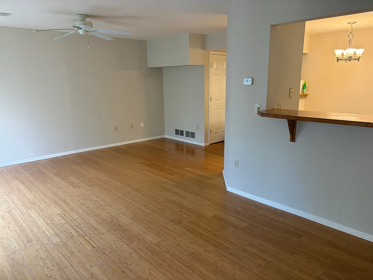 3 bed, 1556 sqft, $2,000 — Photo 3