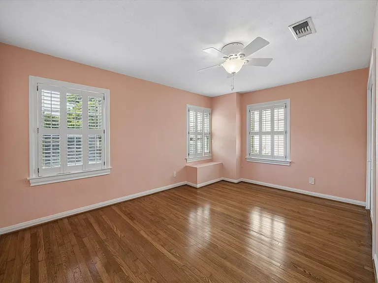 2316 Wordsworth St — Photo 12