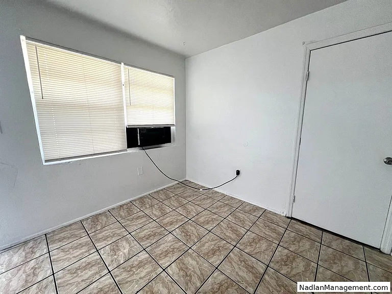 1948 NW 2nd Ct — Photo 5