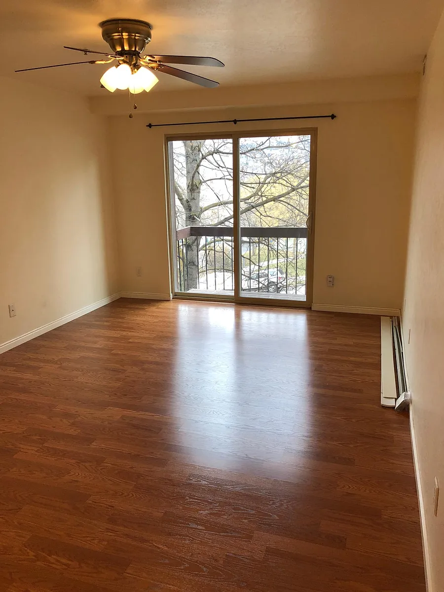 Front room - 1044 E 400 S #405A