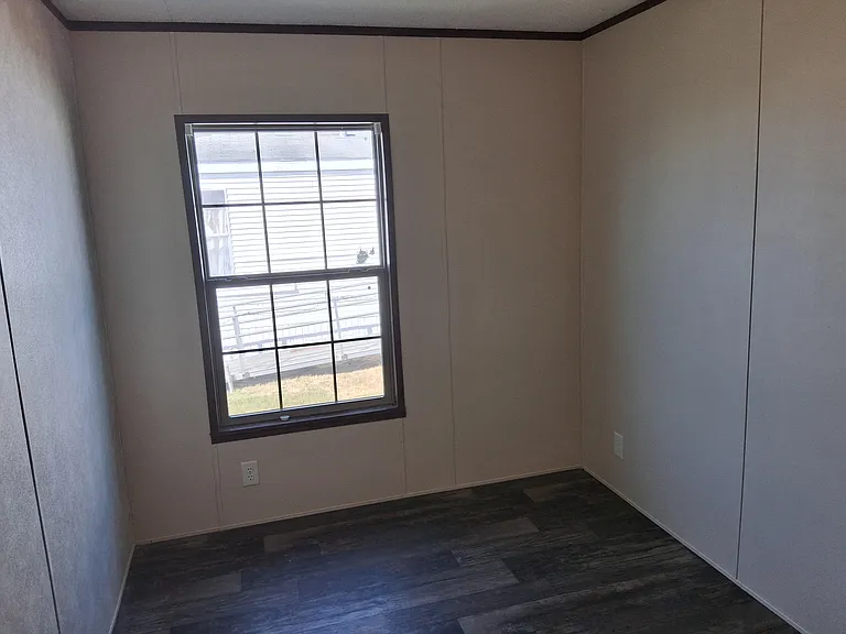 21727 Woodburn Rd #16D — Photo 9