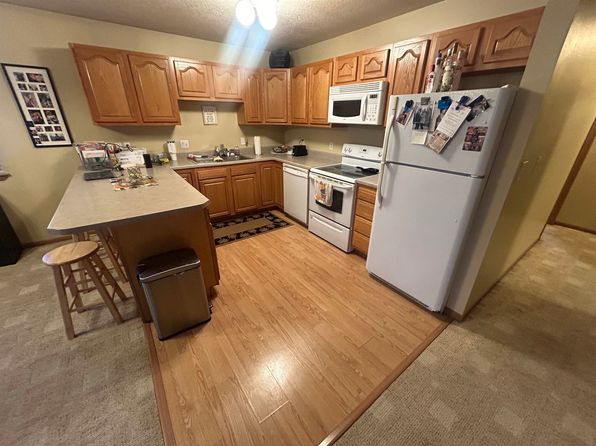 1652 Exchange St UNIT 7, Okoboji, IA 51355