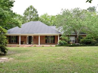 307 Cabin Rd, Wetumpka, AL 36093