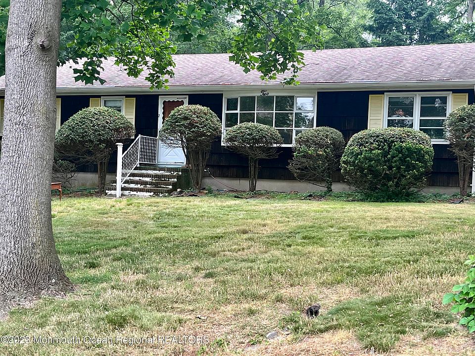 2 Baldwin Avenue Morganville NJ 07751 Zillow   7217a9038cc5fe5eae552039ce1f3524 Cc Ft 960 