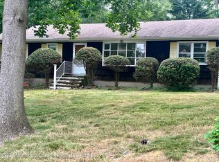 2 Baldwin Ave, Morganville, NJ