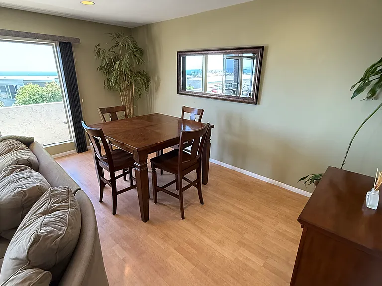 1744 Manhattan Ave #UPPER — Photo 17