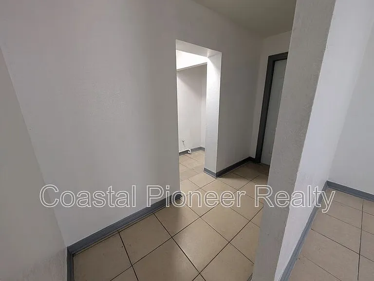 3721 N Whittier St — Photo 55
