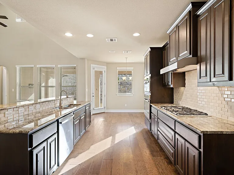 4205 Front Range Ln — Photo 12