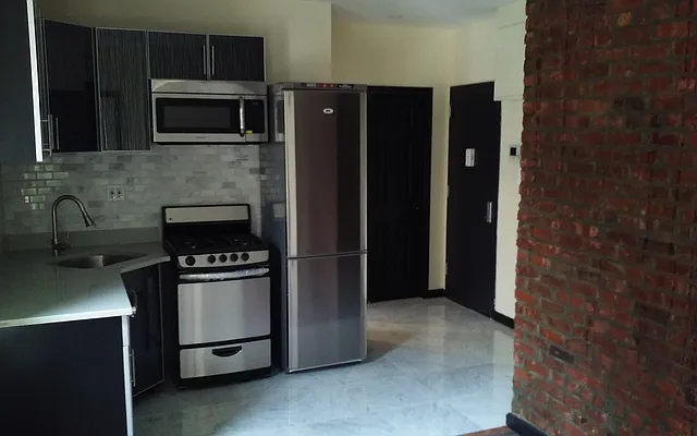 Rented by AD Real Estate Investors | media 31