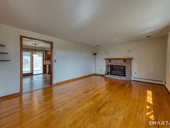 2nd image of 140 Homestead Road