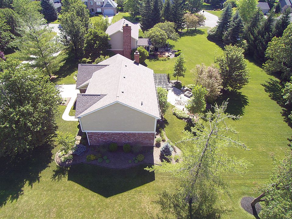 1st image of 8753 Corinthian Ln