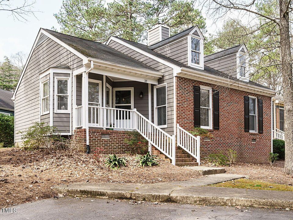 1st image of 27 Kingsmount Ct