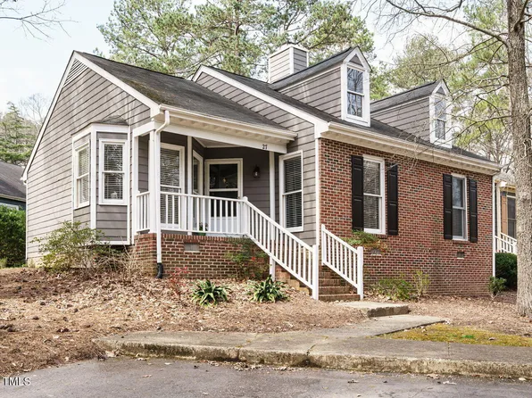 27 Kingsmount Ct, Durham, NC 27713