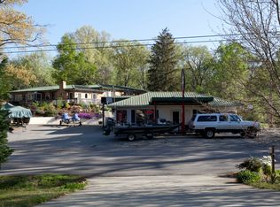 5970 Jim Crow Rd, Flowery Branch, GA 30542