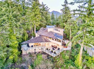 6011 Eagleridge Dr, West Vancouver, BC V7W1W7