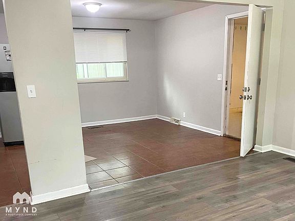 4th image of 214 Olive St
