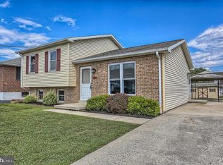 338 R St, Steelton, PA 17113