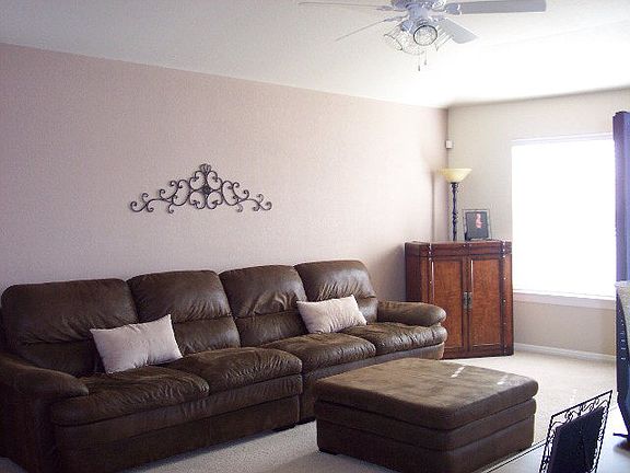 5th image of 2252 Hazelwood Dr