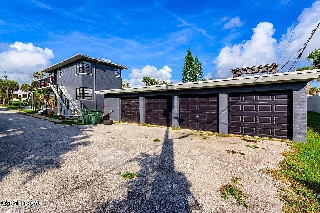 1 bed, 1.0 bath, 528 sqft, $1,200 — Photo 2