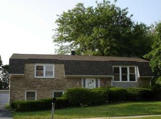 556 Falcon Ridge Way, Bolingbrook, IL 60440