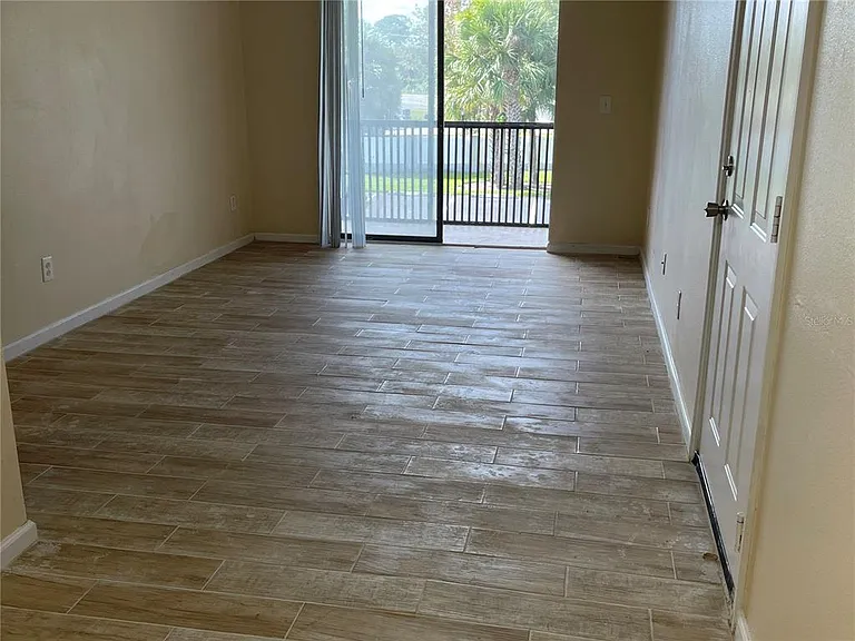 1122 S Pine Ridge Cir #1122 — Photo 7