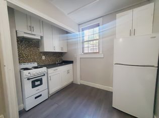 79-81 E 25th St #2L, Bayonne, NJ 07002