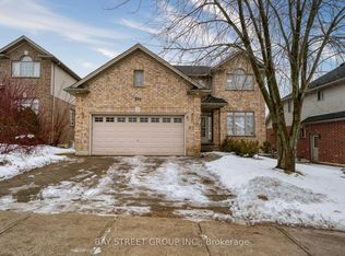 394 Berryhill Dr W, London, ON N5X4L4