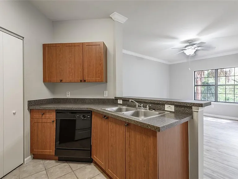 2262 Chianti Pl #5-0526 — Photo 12