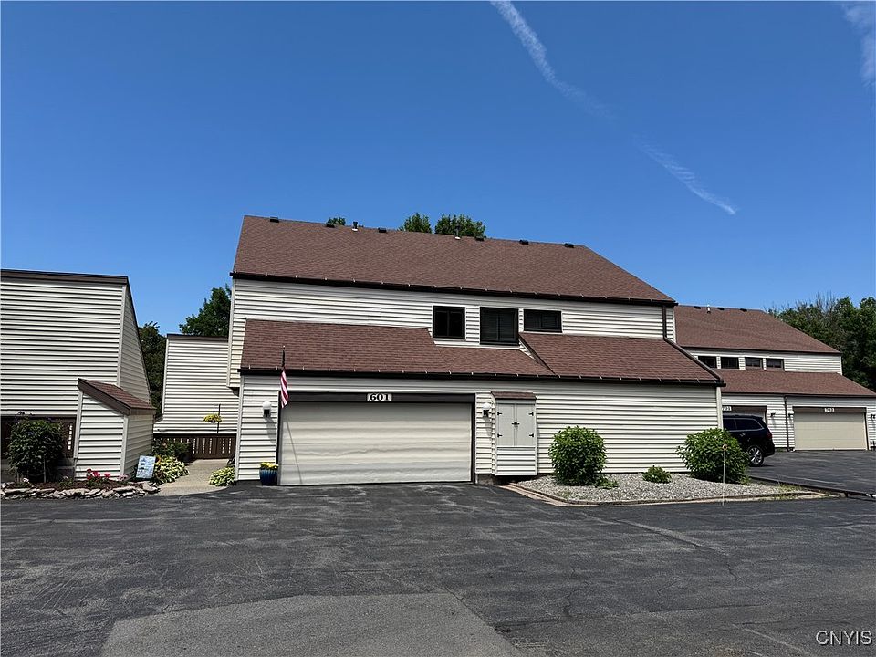 1st image of 601 Woburn Dr