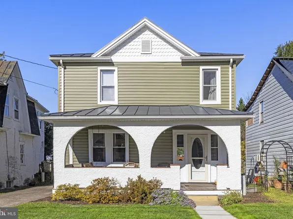 338 E Piccadilly St, Winchester, VA 22601
