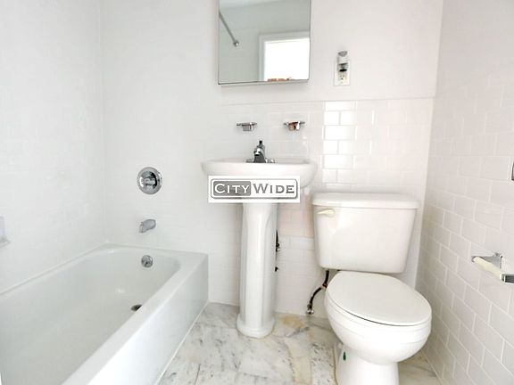 4th image of 517 3rd Ave #18