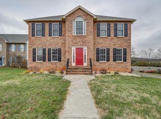 1037 Forest Edge Dr, Forest, VA 24551