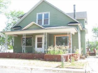 216 2nd St W, Roundup, MT 59072