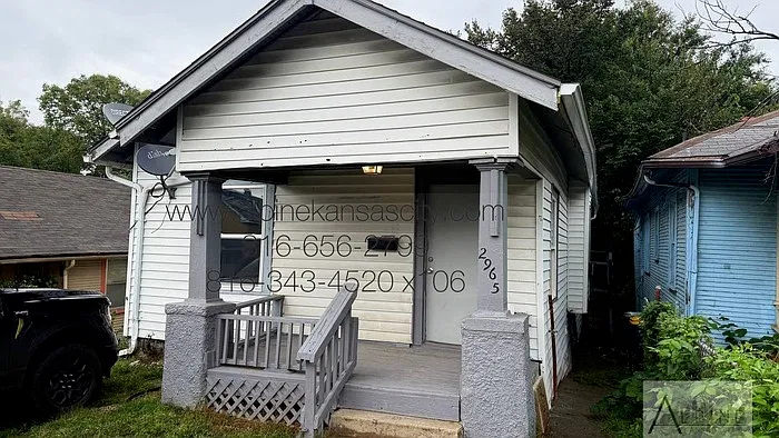 2 bed, 1.0 bath, 850 sqft, $1,100 — Photo 1