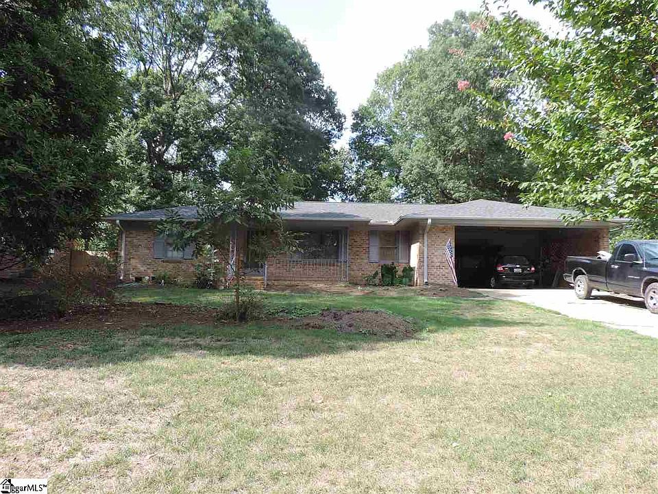 1st image of 4 E Heathwood Dr