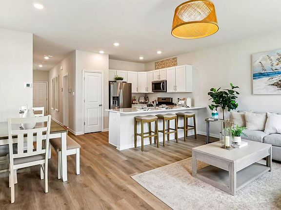 2nd image of 234 Hermosa Dr
