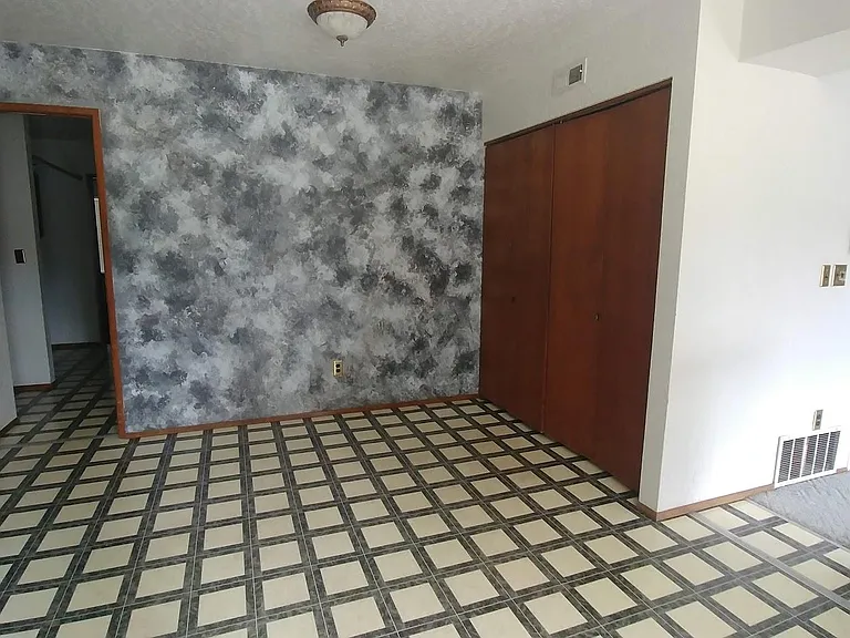 510 SW State St #A — Photo 6