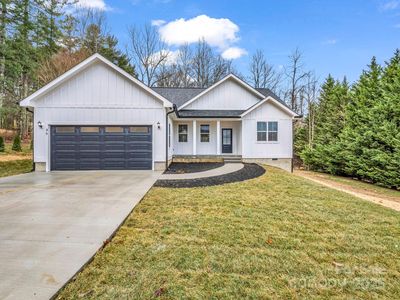 46 Bear Rock Rd, Hendersonville, NC, 28739