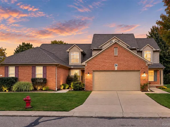 521 Cherry Grove Rd #66, Canton, MI 48188
