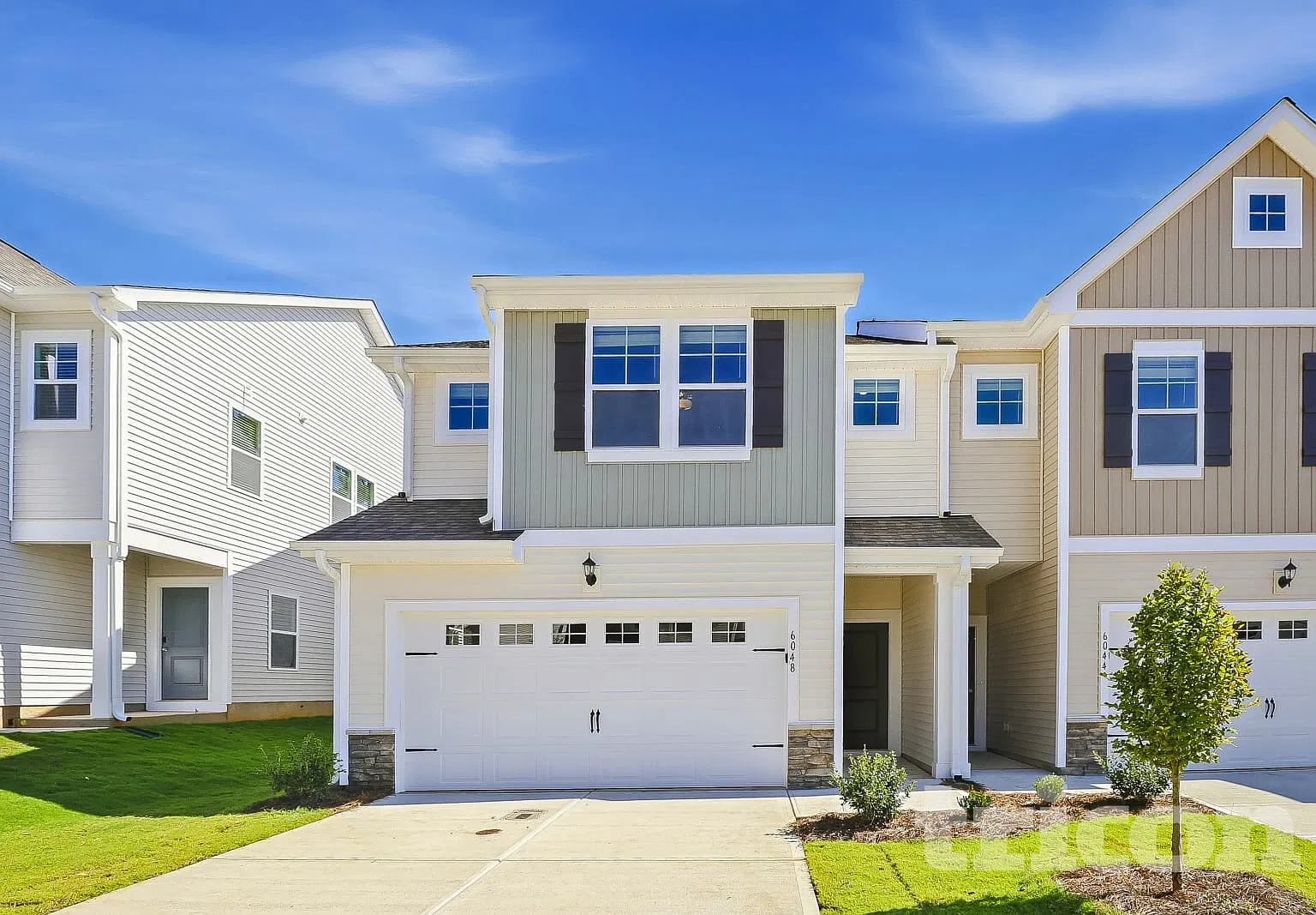 6048 Dutton Dr Charlotte NC — Photo 1