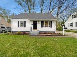 647 Woodside Dr, Kent, OH 44240