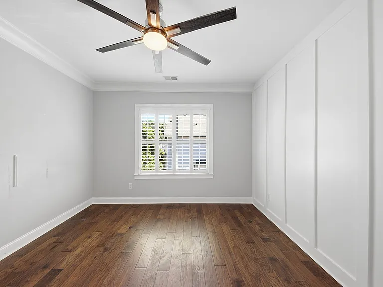 209 Highland Park — Photo 20