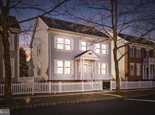 1156 Lake Dr E, Trenton, NJ 08691